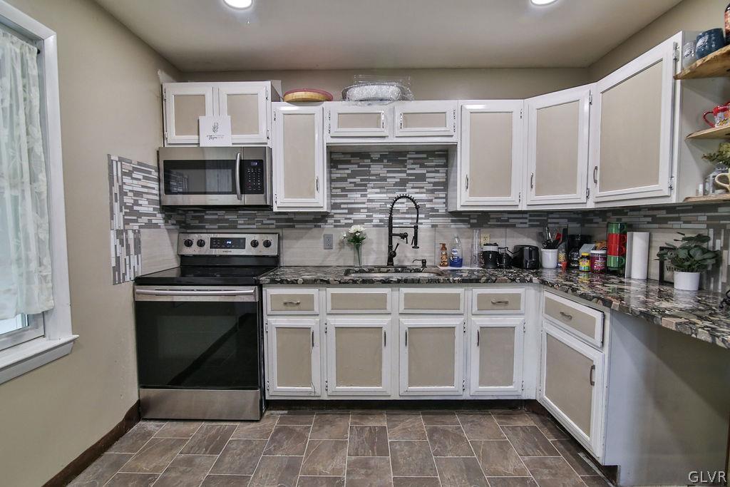 1040 Old Bethlehem Road Perkasie, PA 18944 - Photo 4 of 17