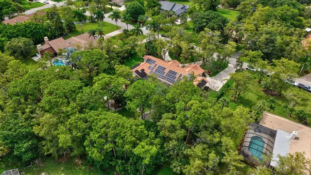 $1,250,000 | 8140 Northwest 51st Place, Coral Springs, FL 33067