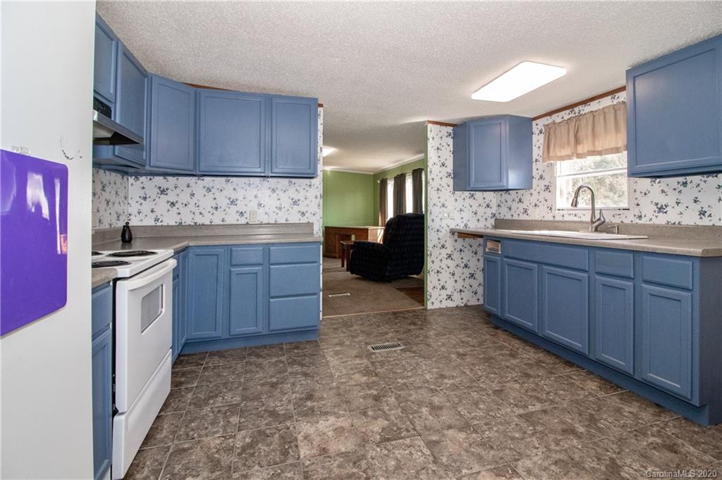 216 Turner Road Gastonia, NC 28056 - Photo 6 of 16 Gallery Image 6