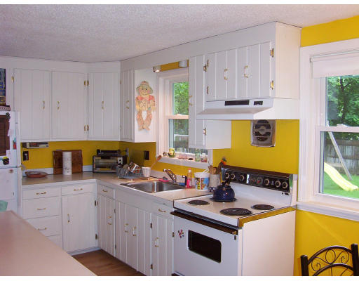 10 Long Lake Road Littleton, MA 01460 - Photo 2 of 6 Gallery Image 2