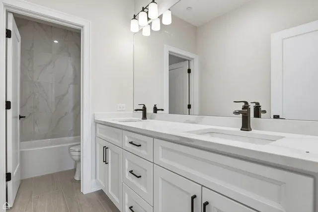 $1,649,000 | 1220 Courtland Avenue, Park Ridge, IL 60068