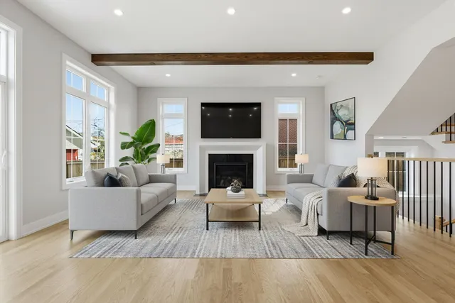 $1,649,000 | 1220 Courtland Avenue, Park Ridge, IL 60068