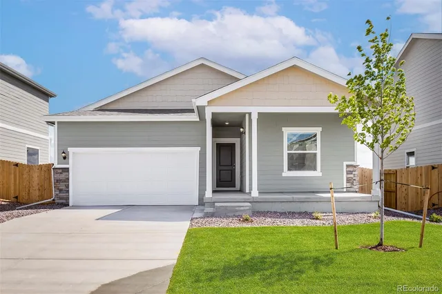 $444,900 | 48185 Shetland Drive, Bennett, CO 80102