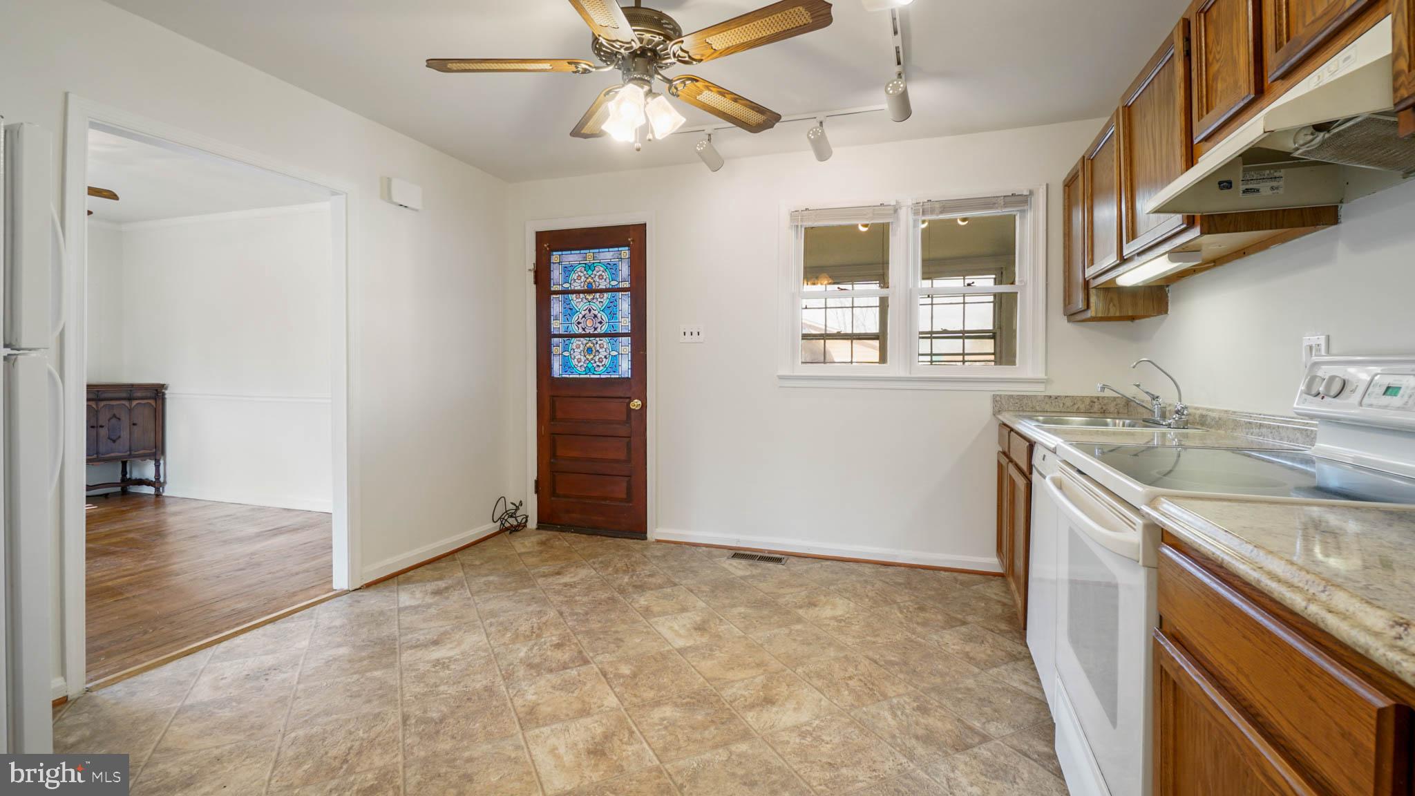 638 Londontown Road Edgewater, MD 21037 - Photo 24 of 51