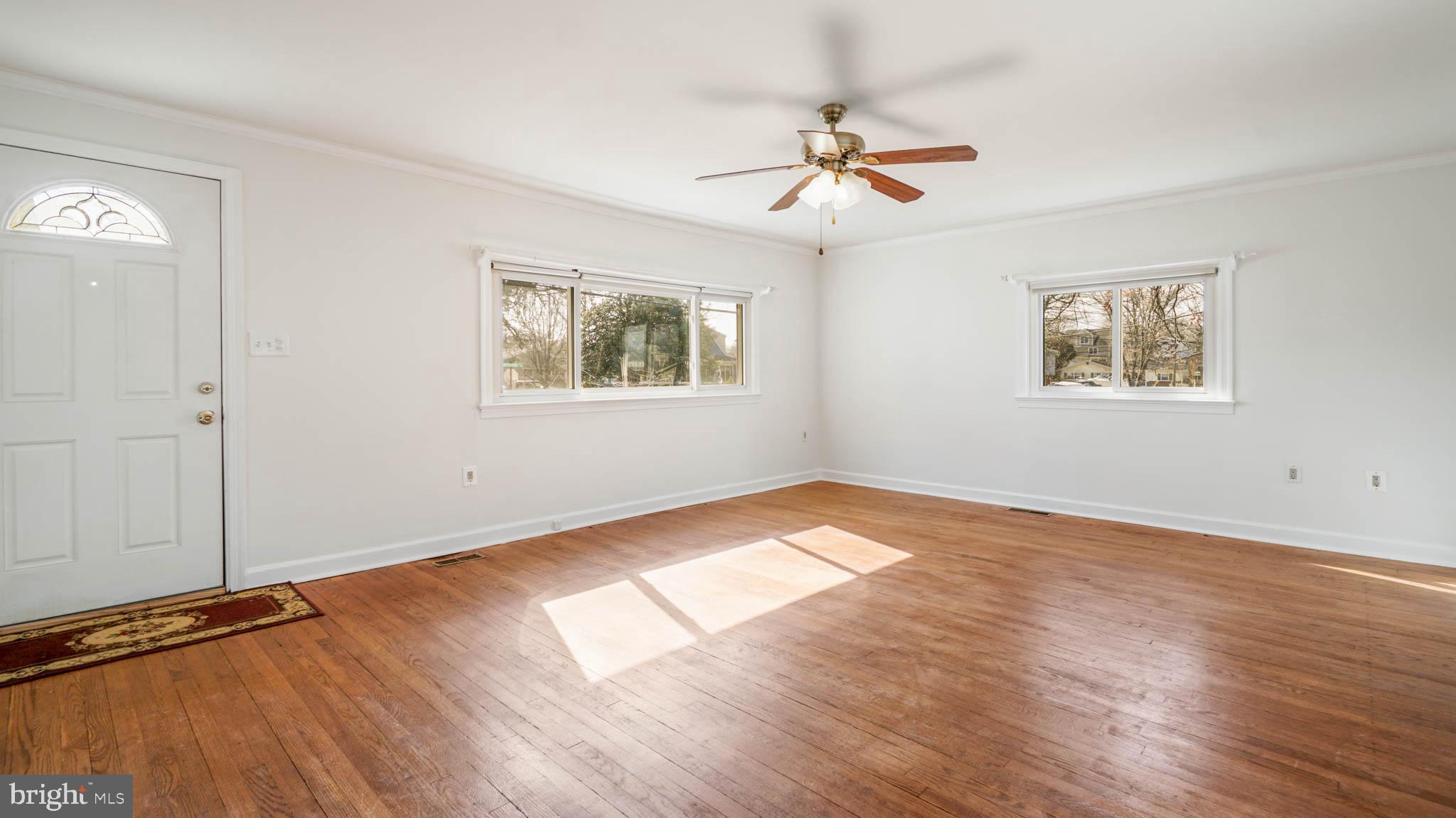 638 Londontown Road Edgewater, MD 21037 - Photo 4 of 51