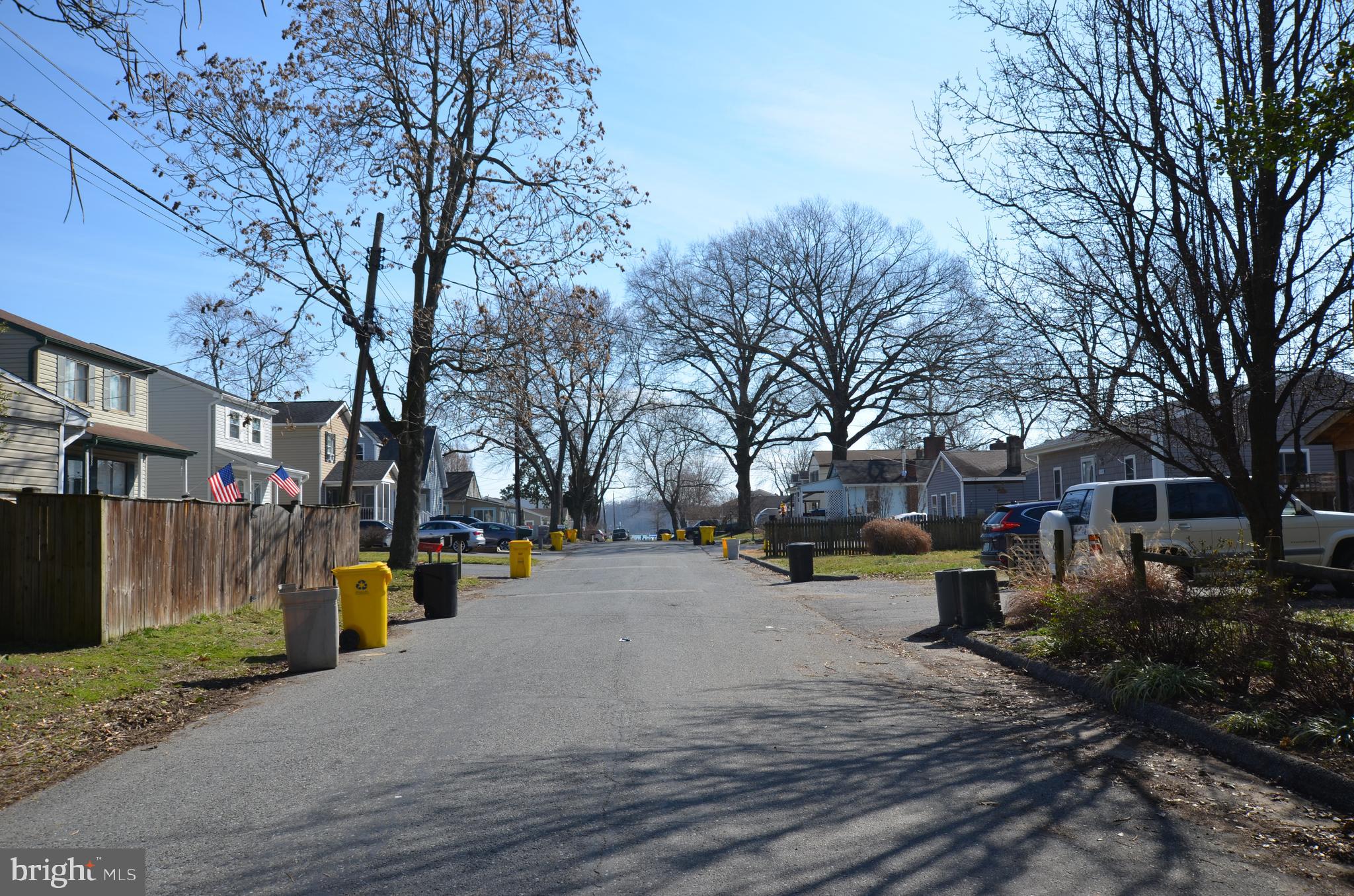 638 Londontown Road Edgewater, MD 21037 - Photo 42 of 51 Looking east on Fullerton
