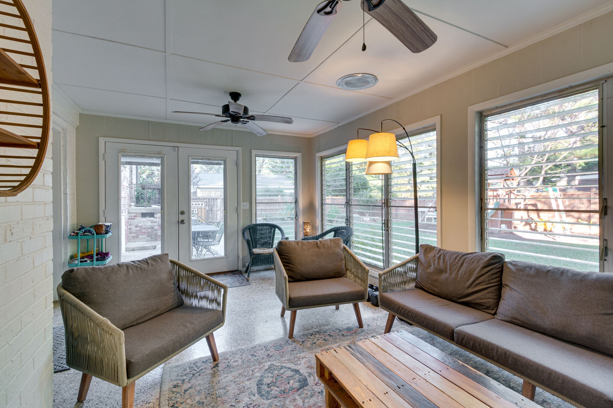 1202 Raleigh Court Murfreesboro, TN 37130 - Photo 19 of 34 a living room with furniture and a large window
