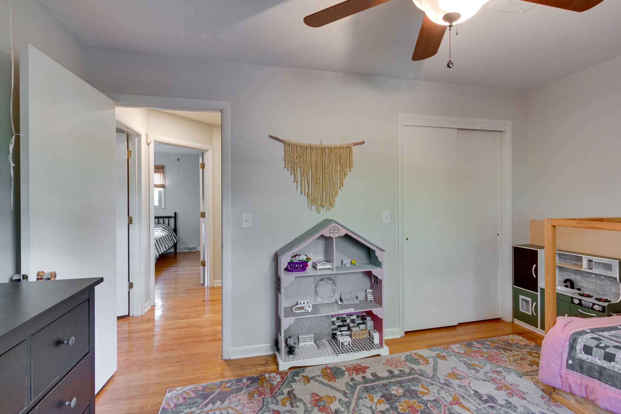 1202 Raleigh Court Murfreesboro, TN 37130 - Photo 24 of 34 a bedroom with furniture and wooden floor