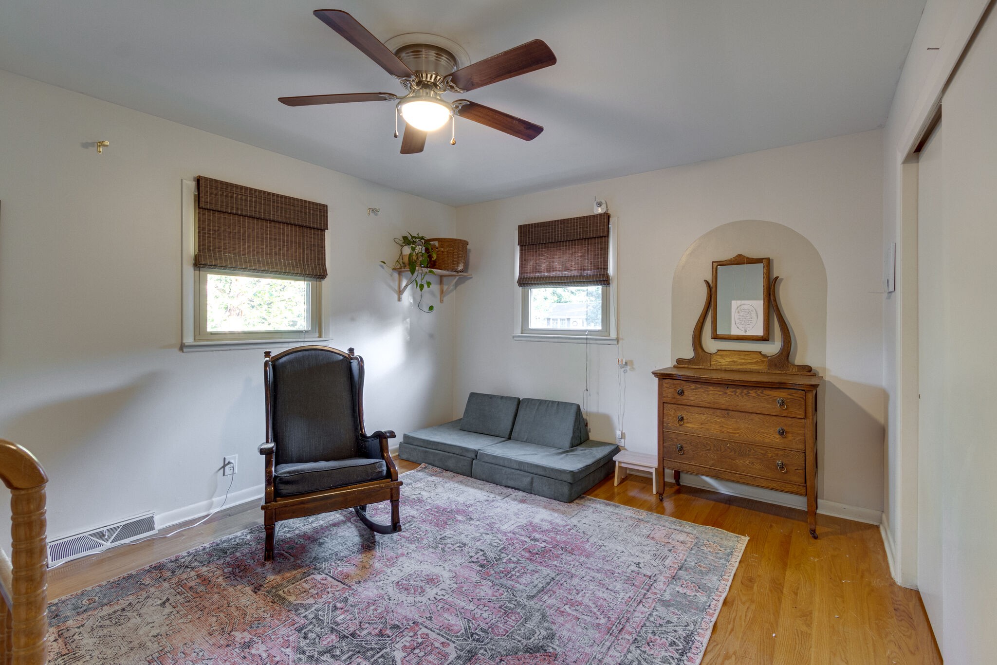 1202 Raleigh Court Murfreesboro, TN 37130 - Photo 25 of 34 a living room with furniture and a window