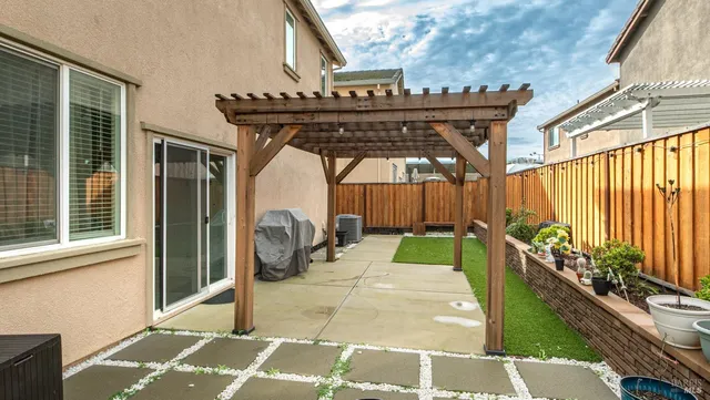 $589,995 | 1464 Descanso Lane, Fairfield, CA 94533