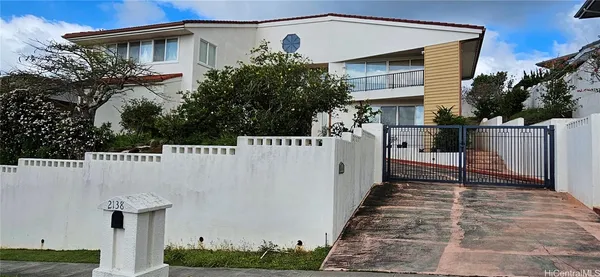 $2,688,000 | 2138 Laukahi Street, Honolulu, HI 96821