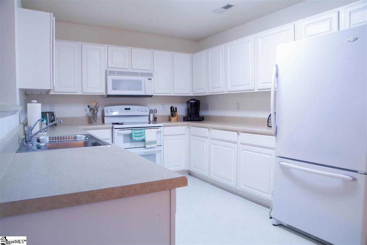 114 Midwood Road Travelers Rest, SC 29690 - Photo 4 of 21 Gallery Image 4