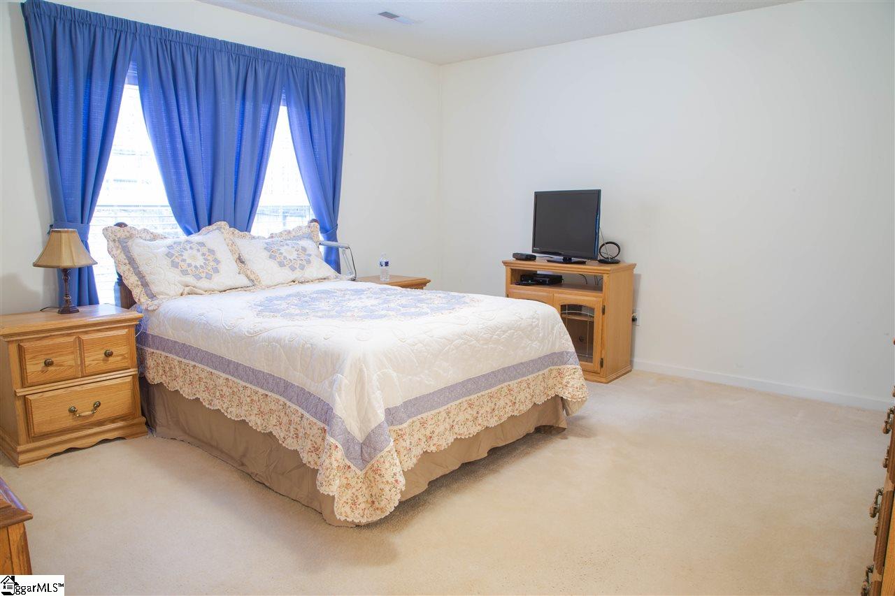 114 Midwood Road Travelers Rest, SC 29690 - Photo 8 of 21 Gallery Image 8