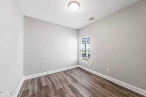 $239,999 | 105 Sandstone Avenue, Scott, LA 70583