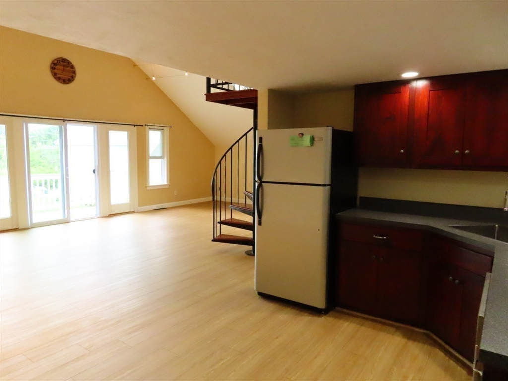 13 Spring Street, Unit A Salisbury, MA 01952 - Photo 13 of 17 Gallery Image 13
