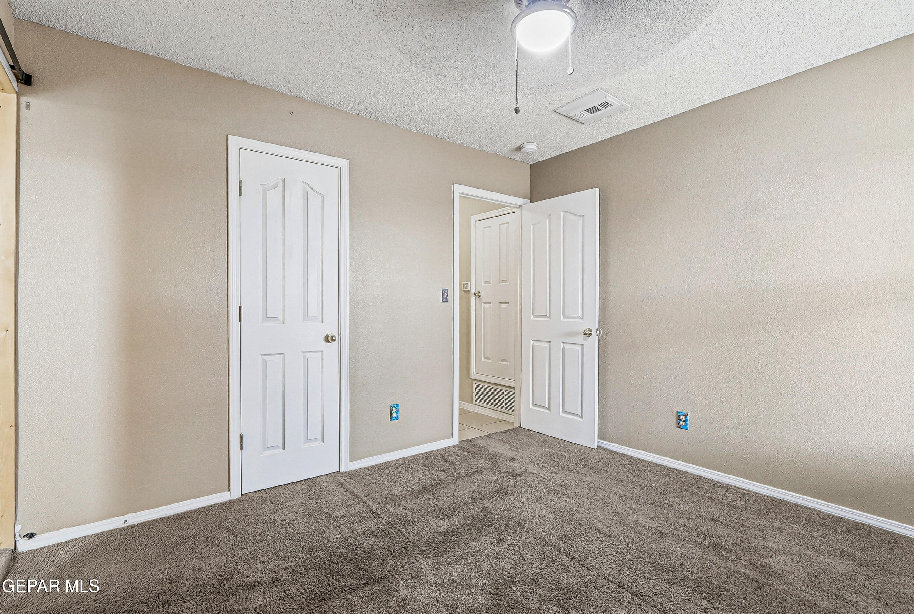 10776 Spring Valley Circle Socorro, TX 79927 - Photo 27 of 32 38-print-IMG_2792