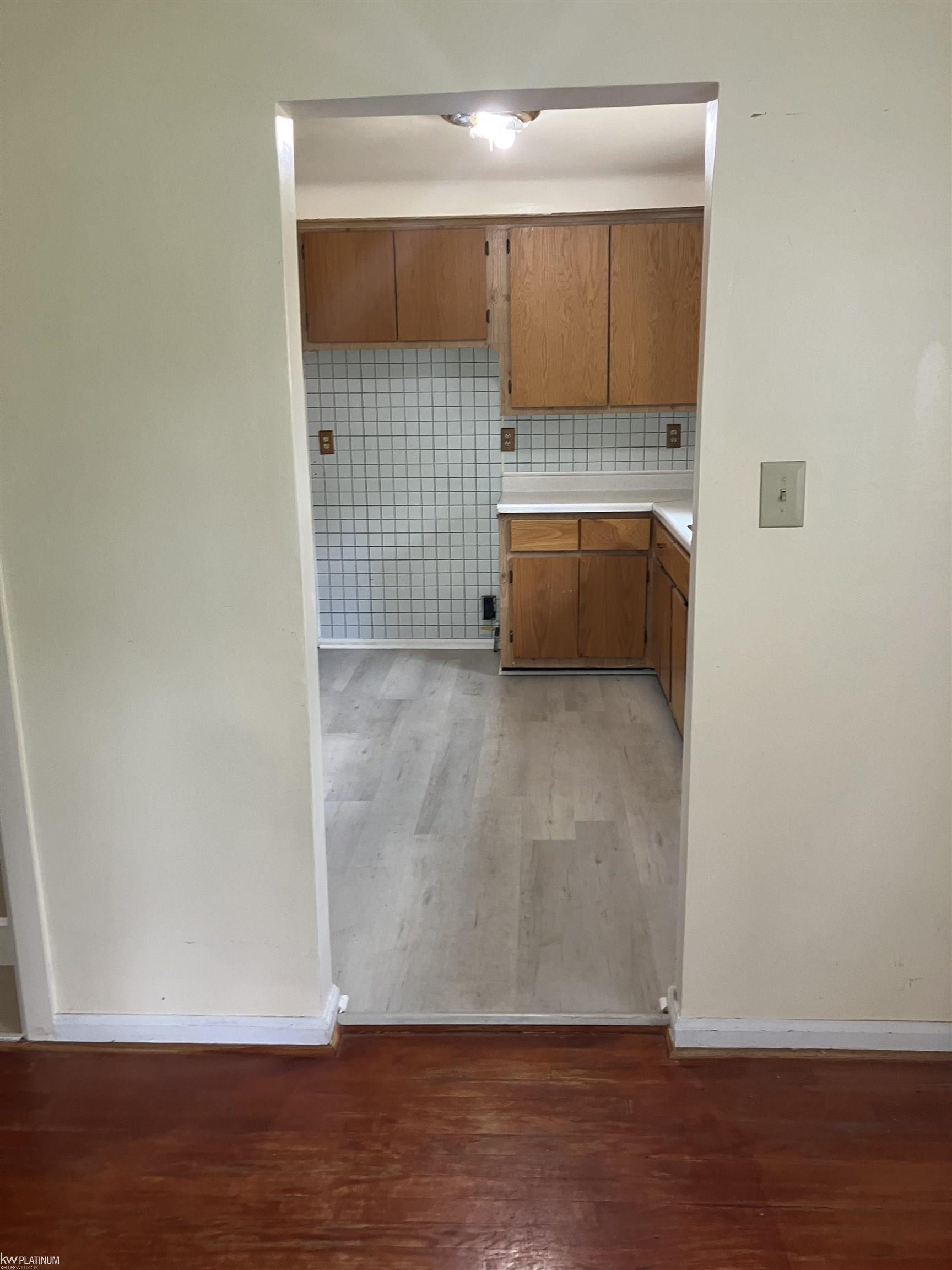 8915 21 Mile Road Utica, MI 48317 - Photo 7 of 22