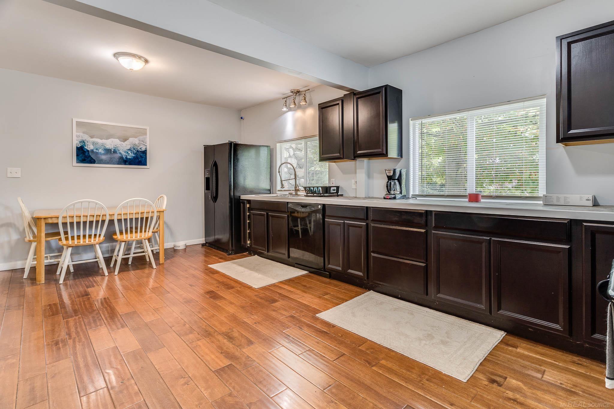6948 Lakeshore Road Lexington, MI 48450 - Photo 2 of 25