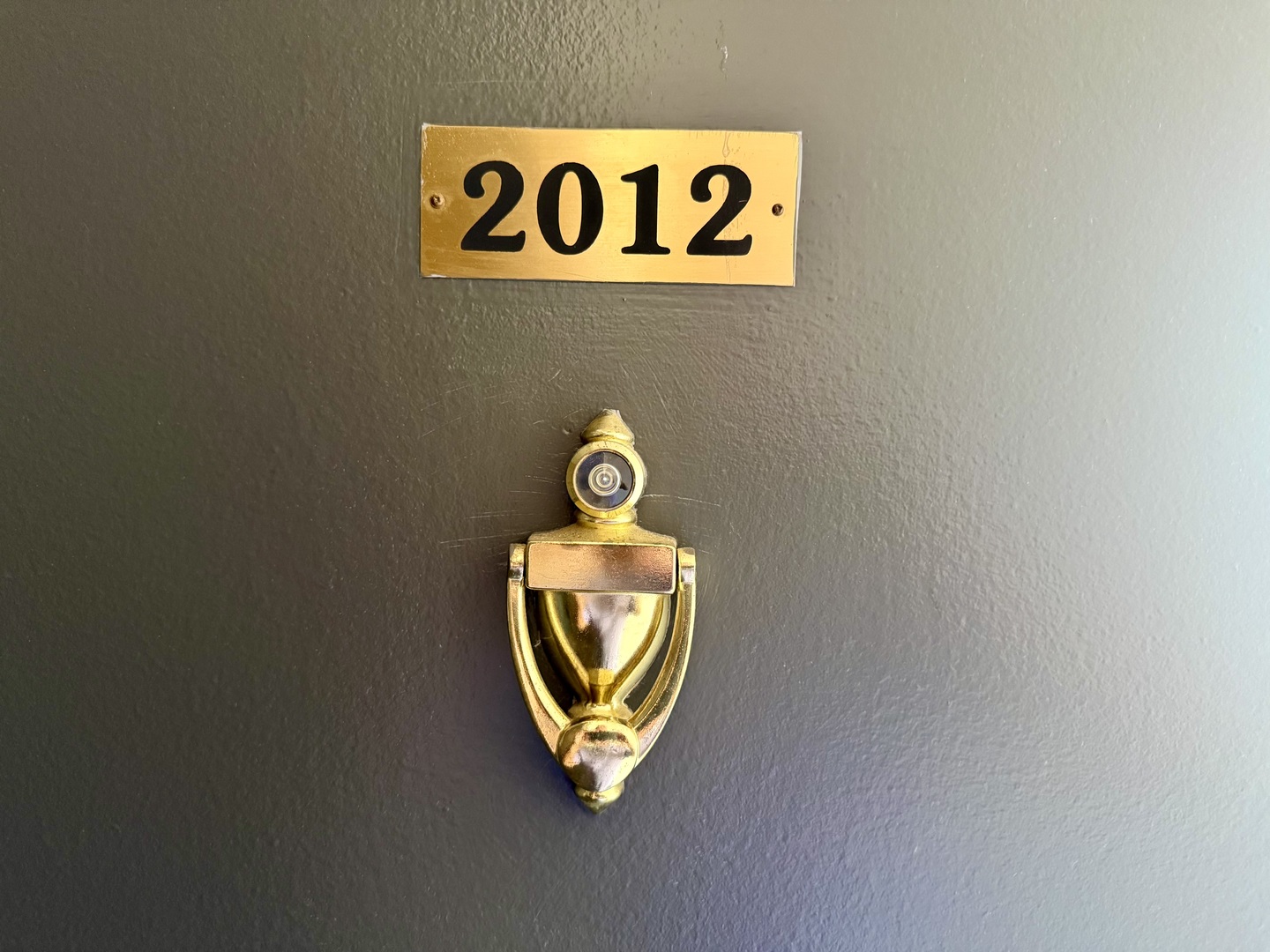 655 West Irving Park Road, Unit 2012 Chicago, IL 60613 - Photo 4 of 18 Gallery Image 4