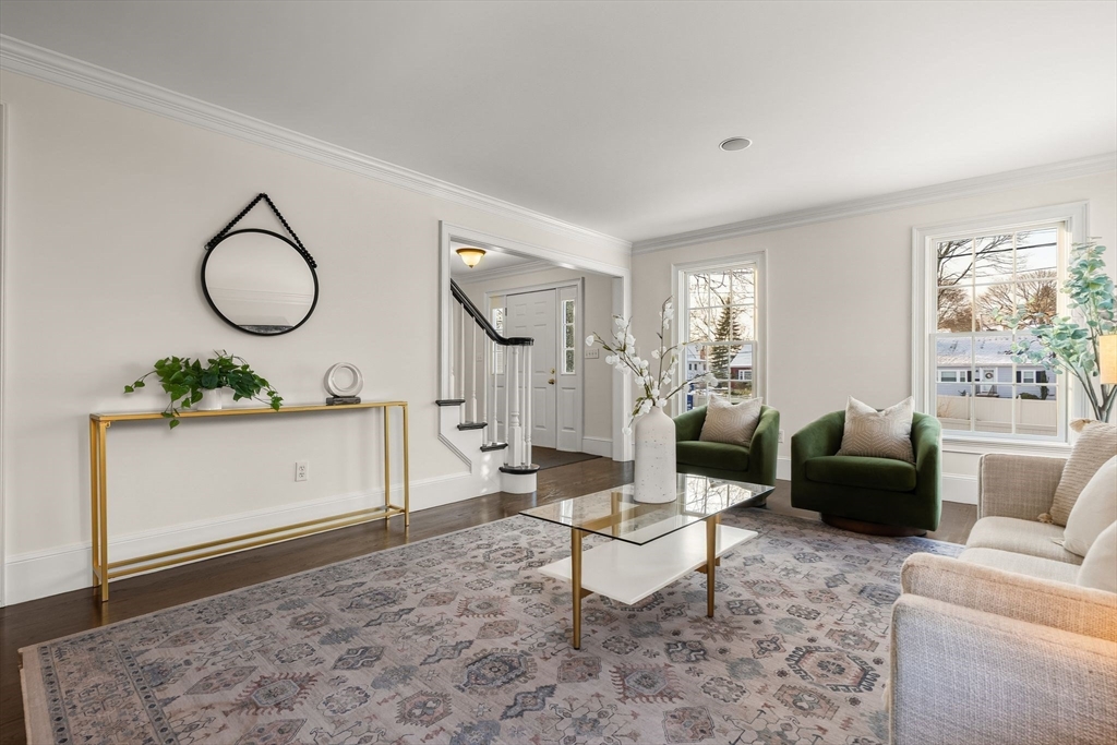 10 Perth Road Arlington, MA 02476 - Photo 8 of 42 Gallery Image 8