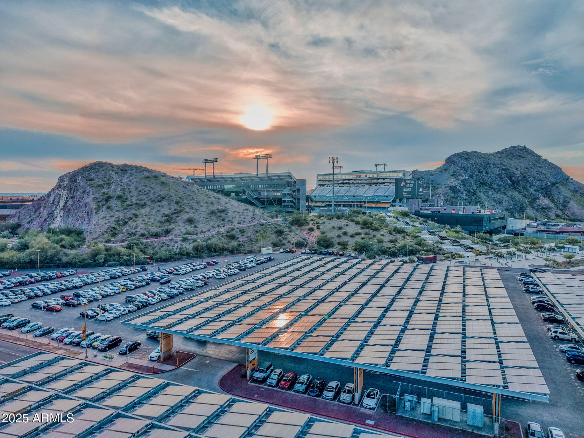 901 South Smith Road, Unit 1065 Tempe, AZ 85281 - Photo 24 of 26 a view of a terrace