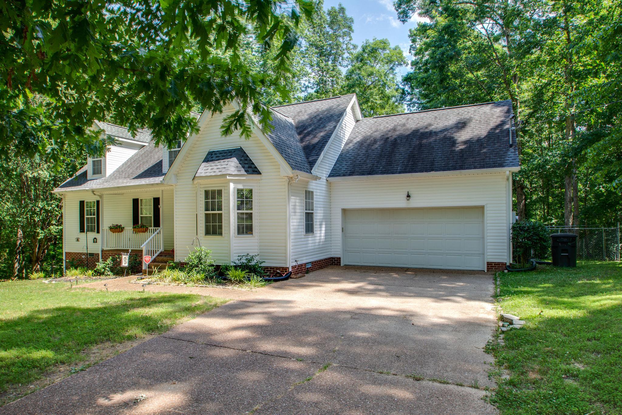 1020 Anderson Road Dickson, TN 37055 - Photo 4 of 28 a view of a house with a yard
