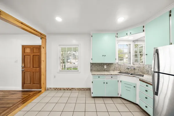 $349,000 | 976 Acacia Avenue, Sacramento, CA 95815
