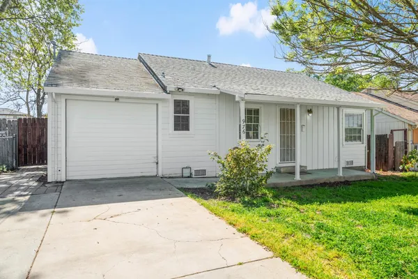 $349,000 | 976 Acacia Avenue, Sacramento, CA 95815