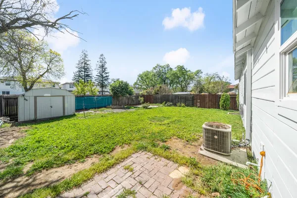 $349,000 | 976 Acacia Avenue, Sacramento, CA 95815