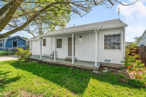 $349,000 | 976 Acacia Avenue, Sacramento, CA 95815
