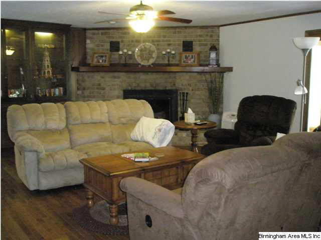 137 Robbie Lane Heflin, AL 36264 - Photo 3 of 13