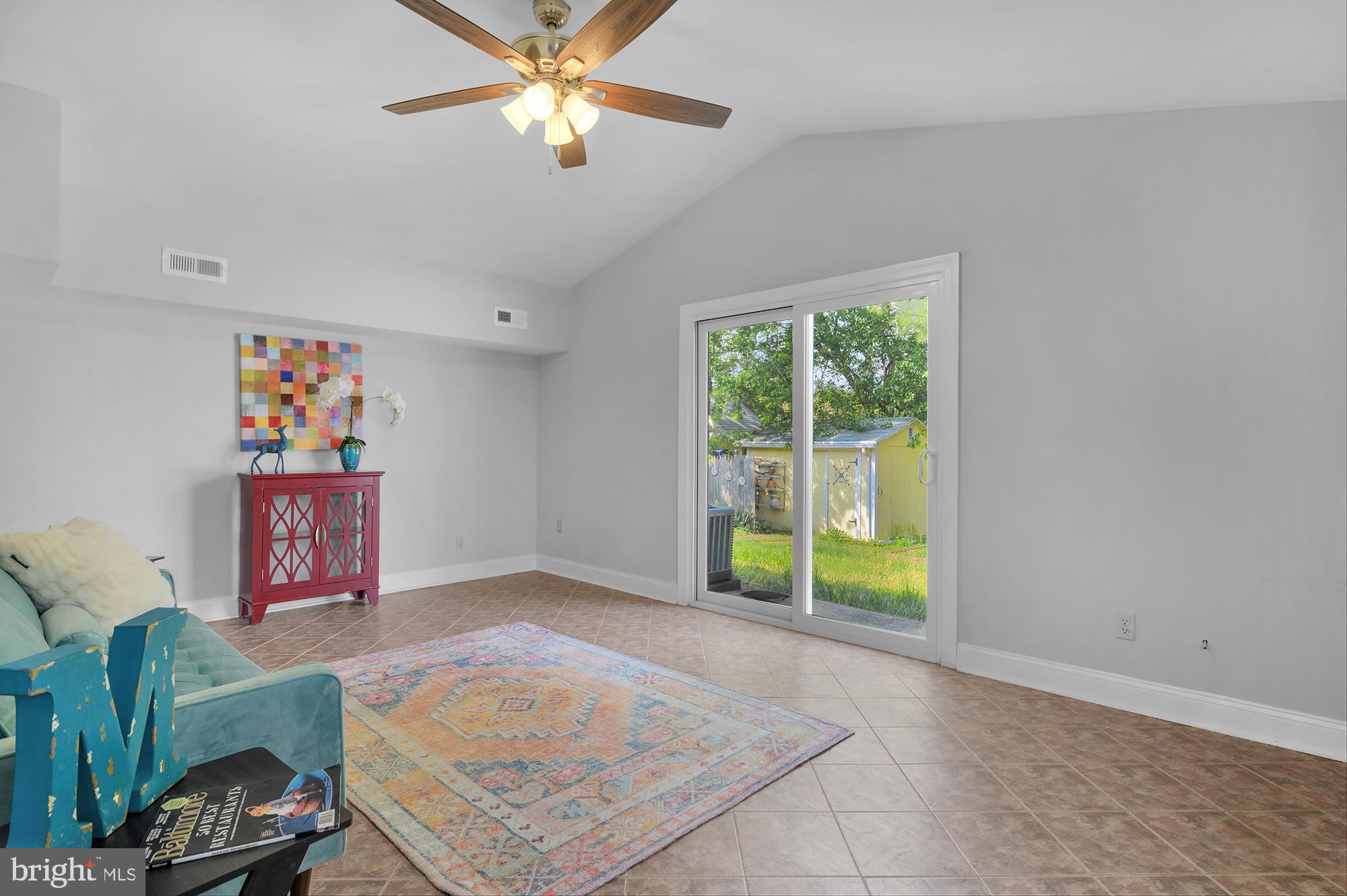 1204-7 Seven Oaks Road Halethorpe, MD 21227 - Photo 16 of 34