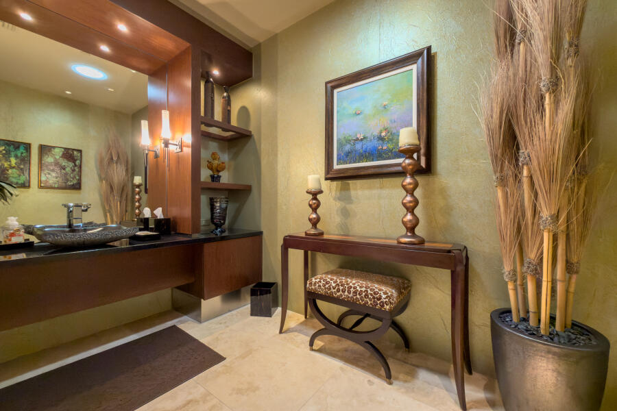 630 North Cahuilla Road Palm Springs, CA 92262 - Photo 14 of 65 a room with furniture and a potted plant