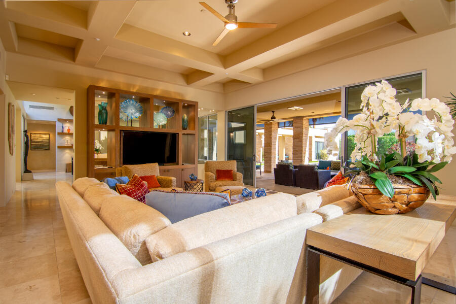 630 North Cahuilla Road Palm Springs, CA 92262 - Photo 23 of 65 a living room with furniture and a flat screen tv