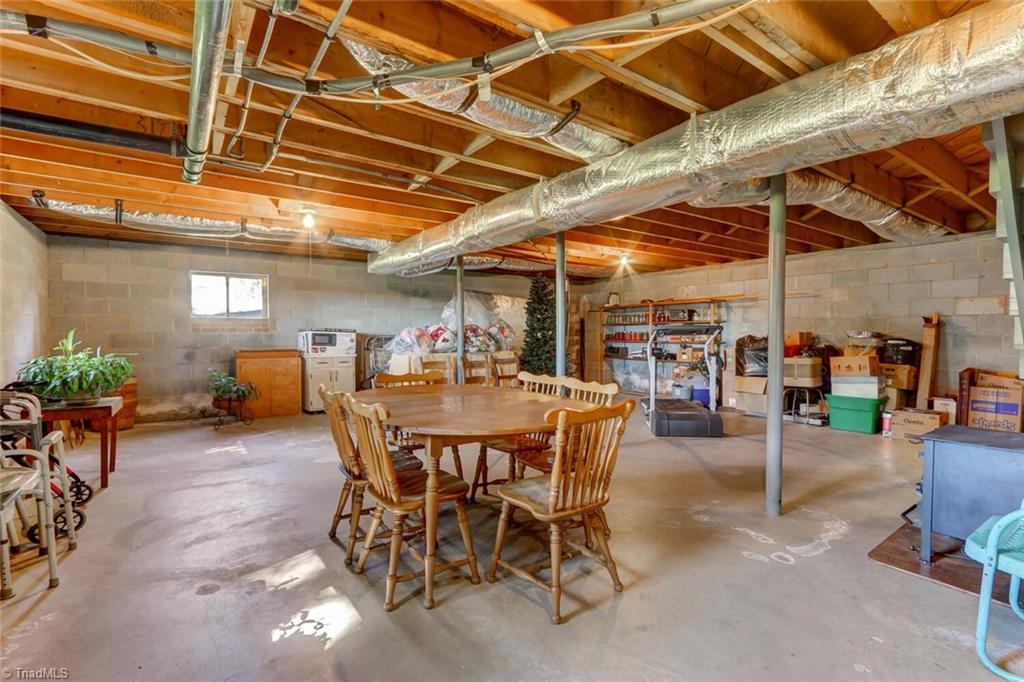 1690 Guerrant Springs Road Ruffin, NC 27326 - Photo 25 of 33