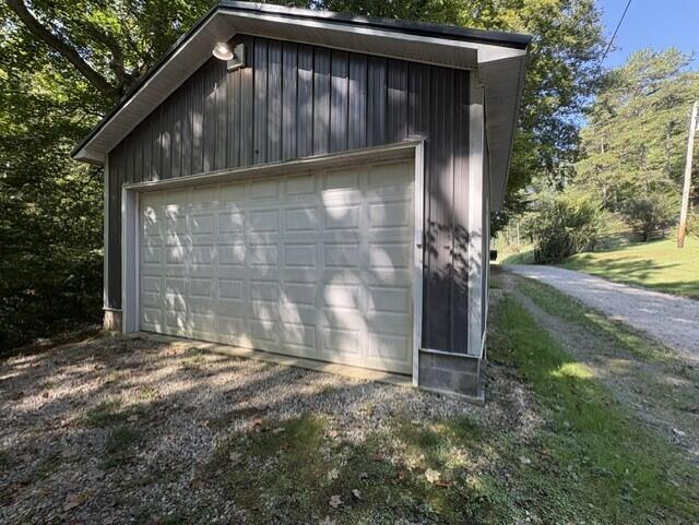 396 Spaulding Branch Road Louisa, KY 41230 - Photo 4 of 29 695ab1fc-6708-497f-84a0-a180d6edc915