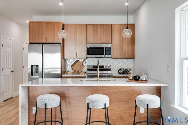 $435,000 | 608 1/2 Cheatwood Avenue, Richmond, VA 23222