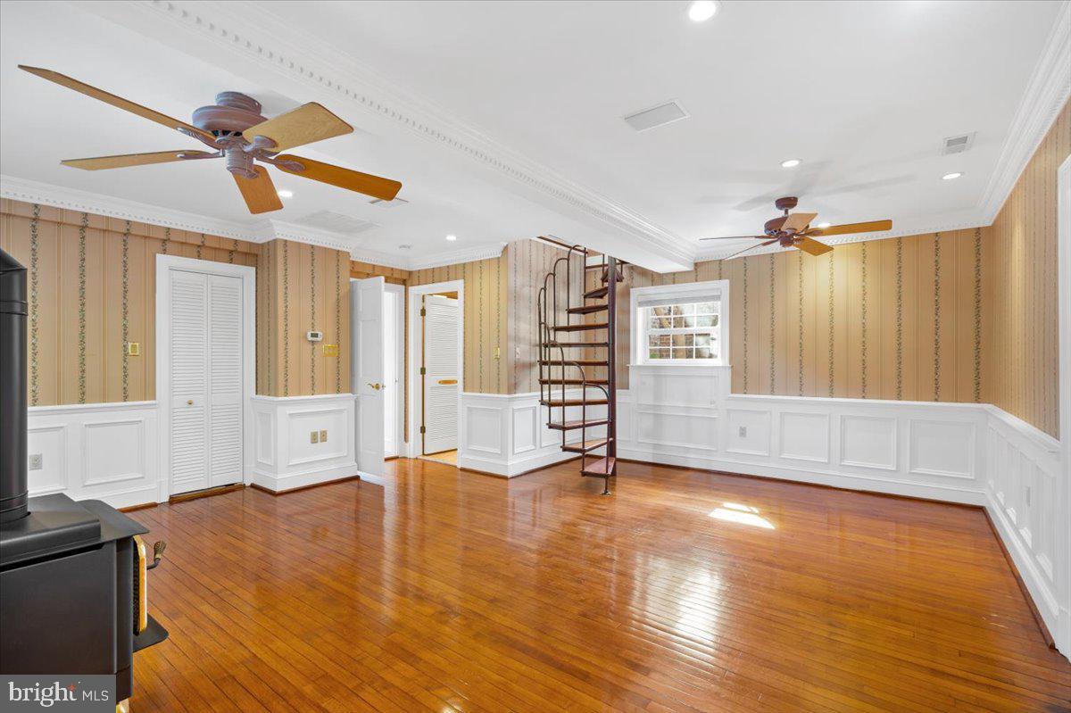 209 Sutton Wick Road Pasadena, MD 21122 - Photo 25 of 42