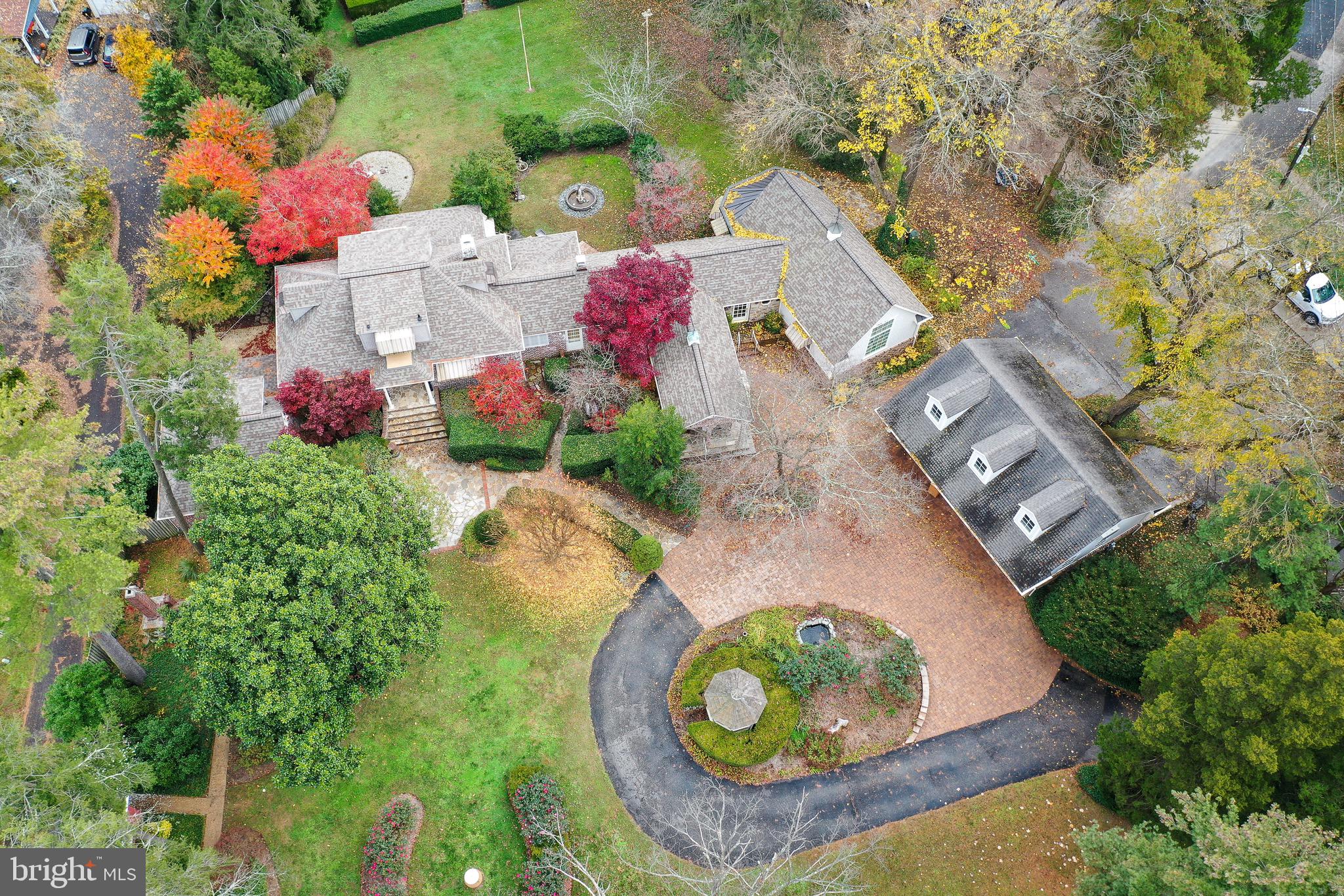 209 Sutton Wick Road Pasadena, MD 21122 - Photo 3 of 42