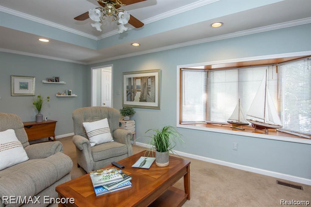 3464 McClure Road Troy, MI 48084 - Photo 18 of 43 Living Room View 4