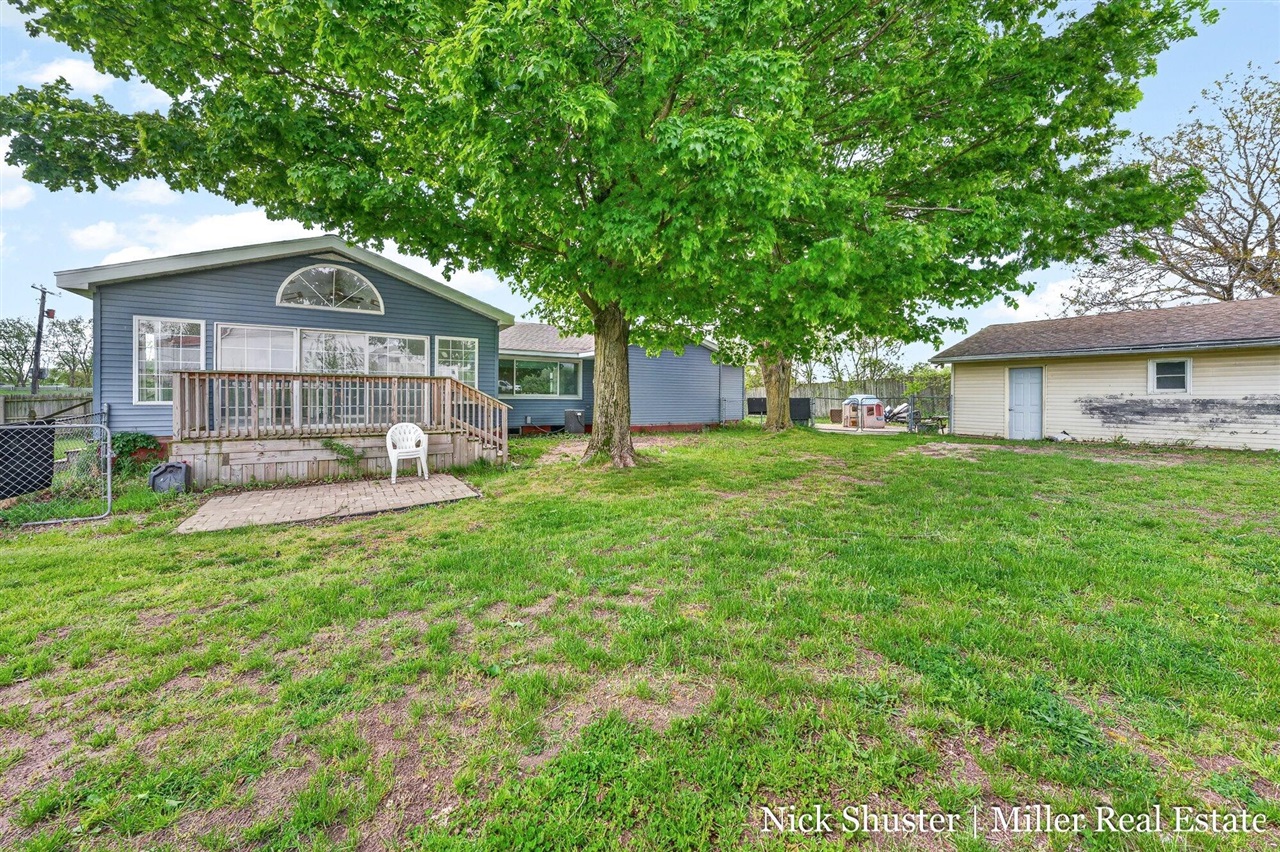 5375 Lansing Road Potterville, MI 48876 - Photo 31 of 46