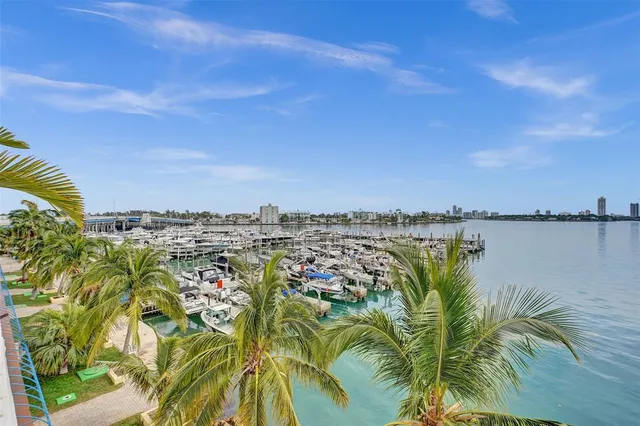 $388,000 | 7601 East Treasure Drive, Unit 617, North Bay Village, FL 33141