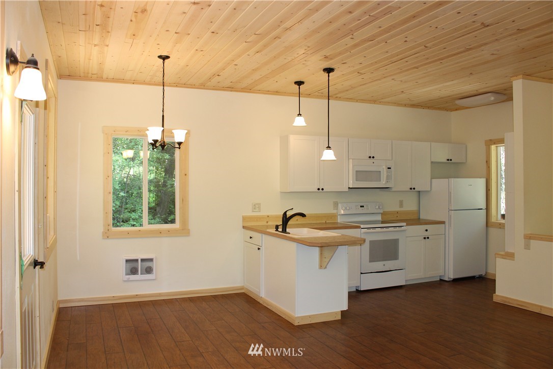 6 Tuckaway Road Twisp, WA 98856 - Photo 8 of 23 Gallery Image 8
