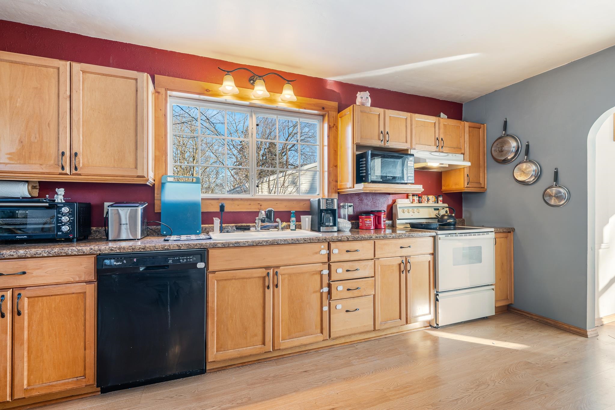 126 West 14th Street Kaukauna, WI 54130 - Photo 2 of 28