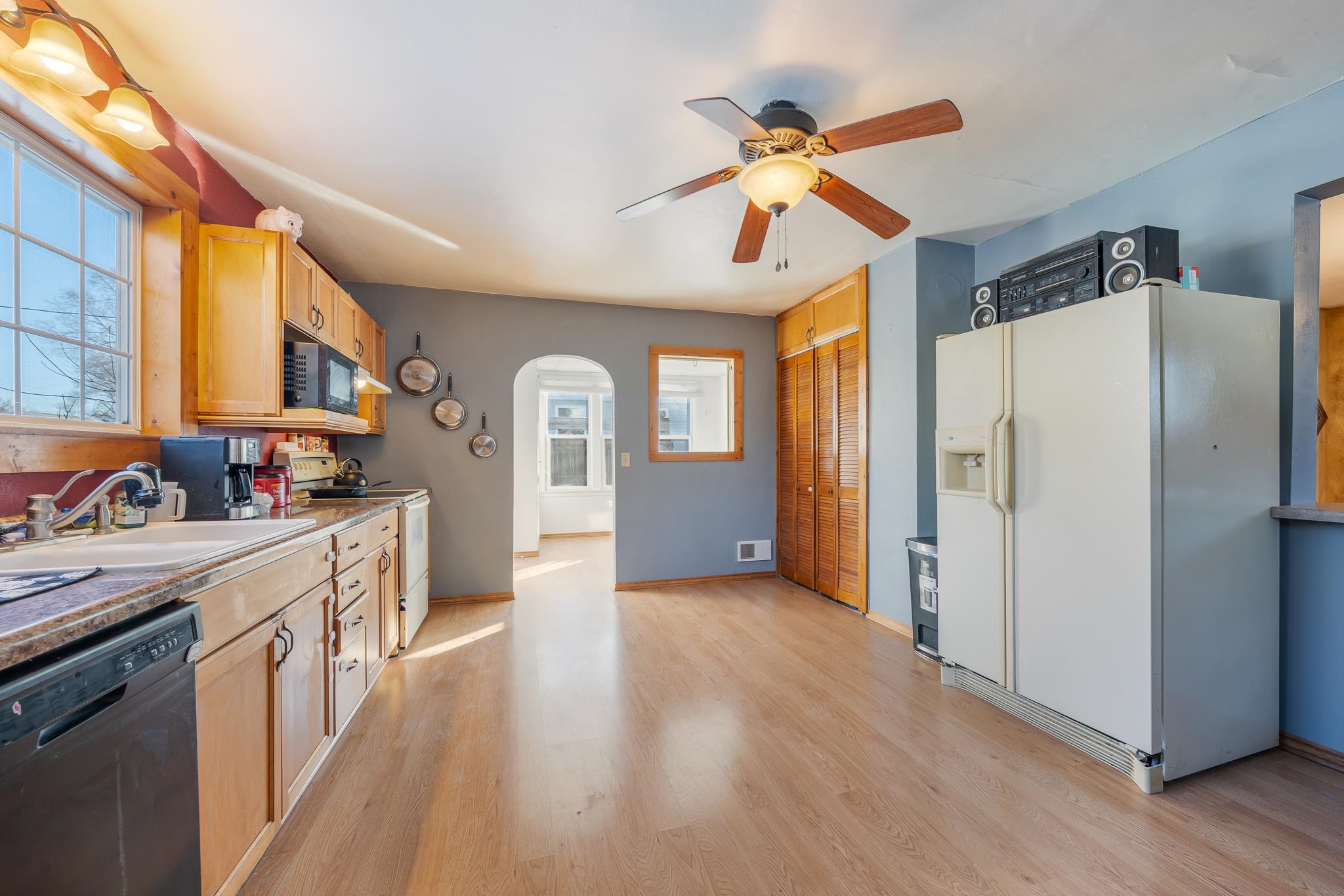 126 West 14th Street Kaukauna, WI 54130 - Photo 3 of 28