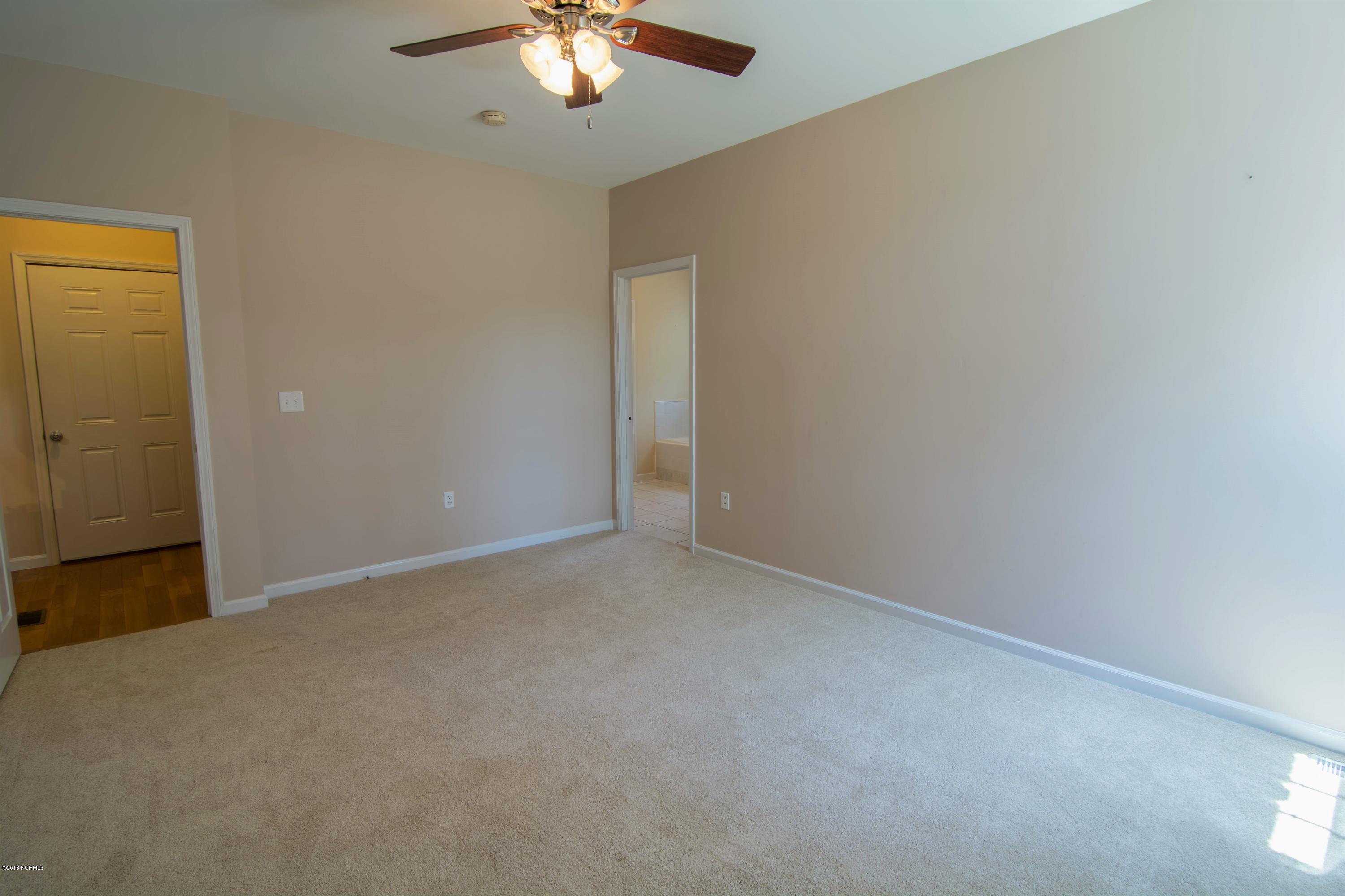 710 Barber Road Southport, NC 28461 - Photo 33 of 70 Barber 31
