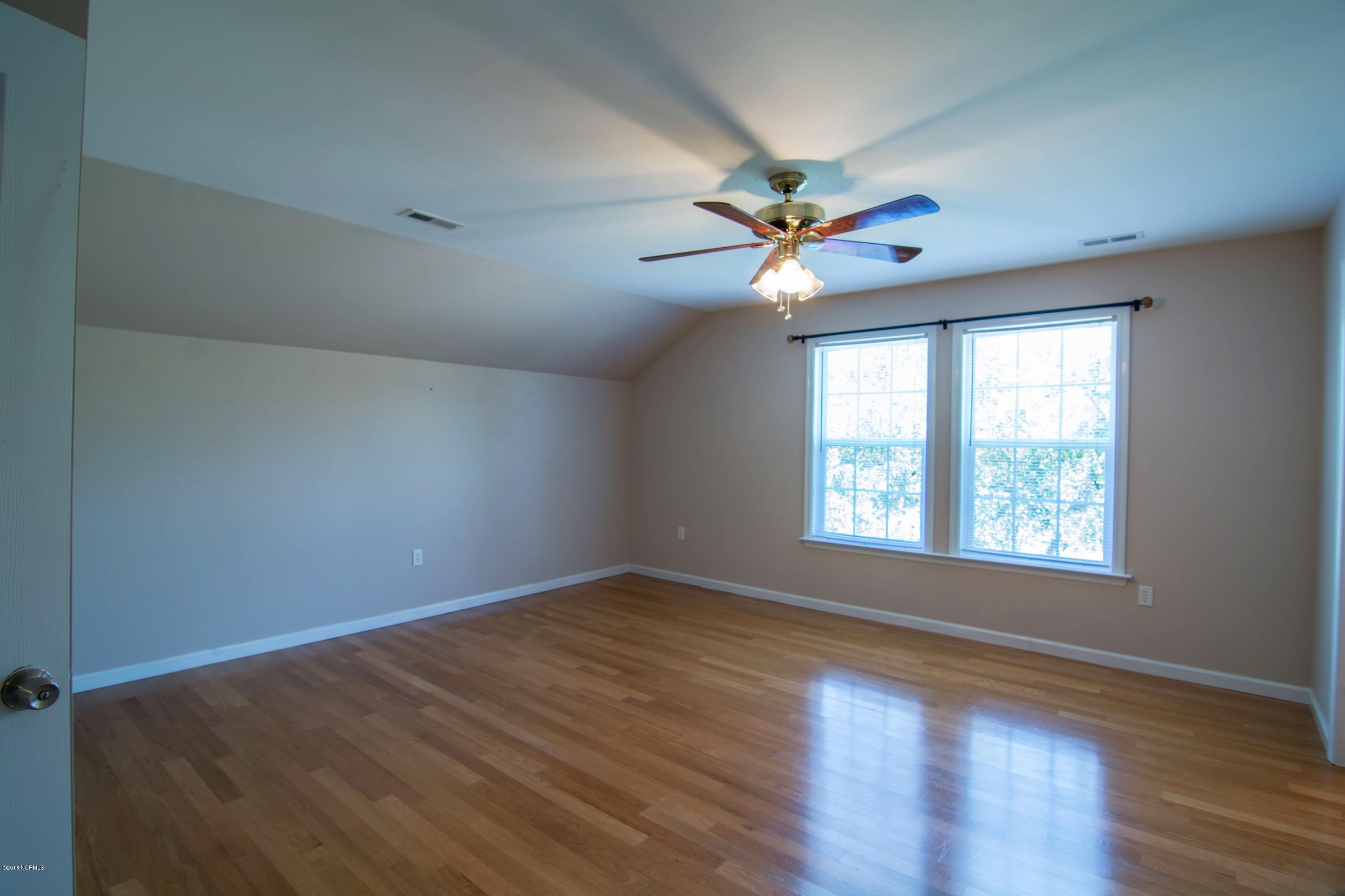 710 Barber Road Southport, NC 28461 - Photo 41 of 70 Barber 38