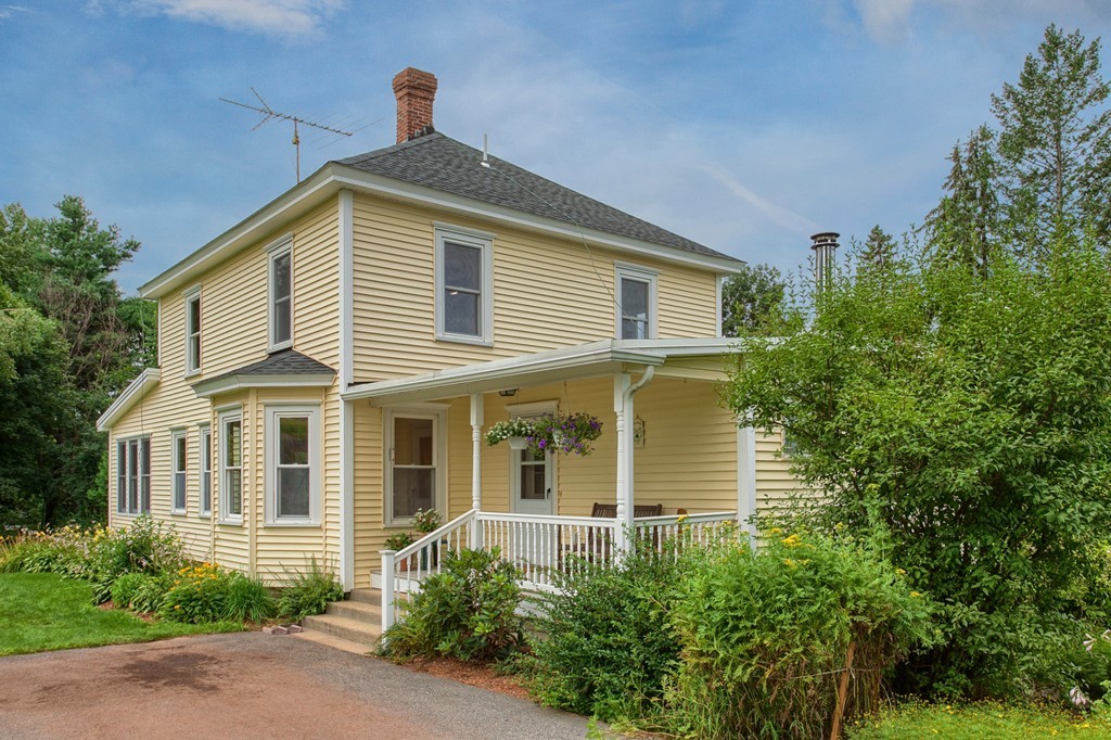 199 Cross Road Lunenburg, MA 01462 - Photo 1 of 29 Gallery Image 1