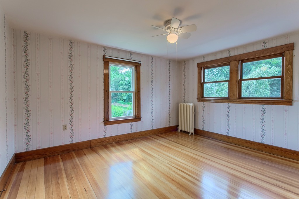 199 Cross Road Lunenburg, MA 01462 - Photo 18 of 29 Gallery Image 18