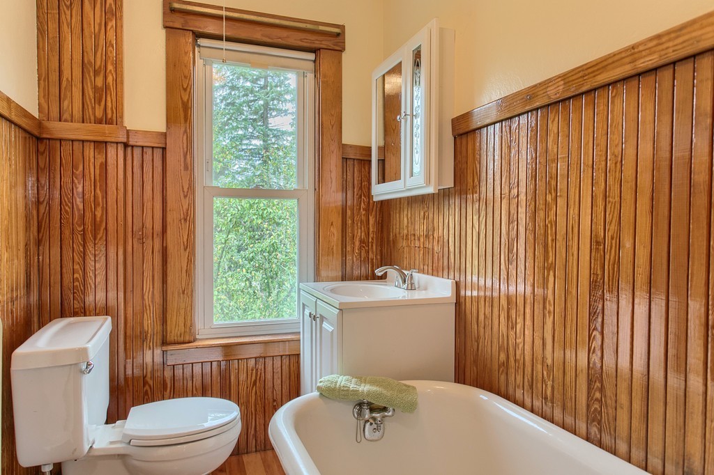 199 Cross Road Lunenburg, MA 01462 - Photo 21 of 29 Gallery Image 21